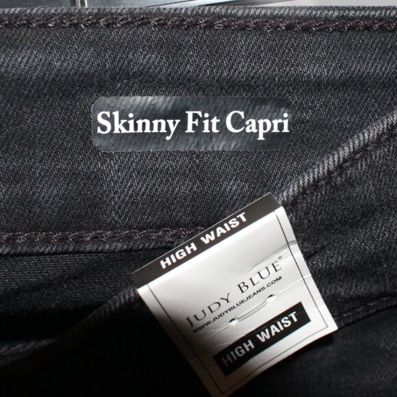 NWT Judy Blue Capris Plus Size 20W - Picture 9 of 9